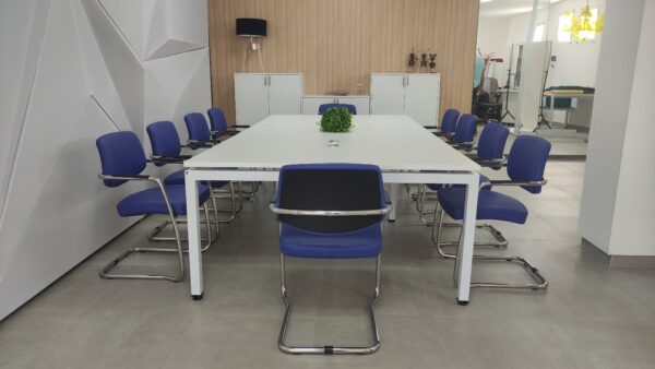 Table de réunion TT sur mesure – Image 3